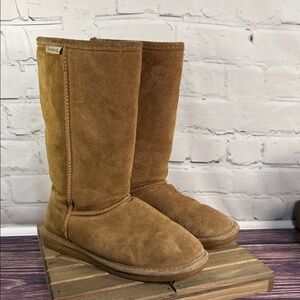 BearPaw Tan Suede Boots‎